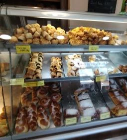 Ász Pékség-Cukrászda