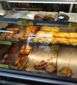 Ász Pékség-Cukrászda