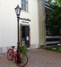 Asztalka Cukrászda