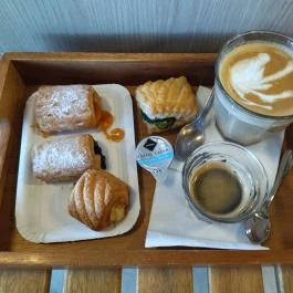 Átszálló Budapest - Étel/ital