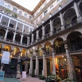 Belvárosi Auguszt Cukrászda Budapest - Egyéb