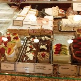 Auguszt Pavilon Budapest - Étel/ital