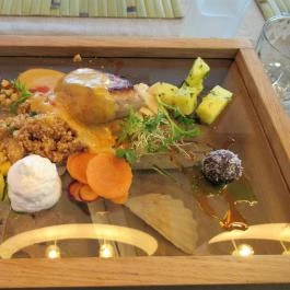 Aum Étterem Budapest - Étel/ital