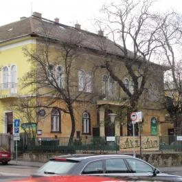 Avar Presszó & Sörkert Budapest - Külső kép