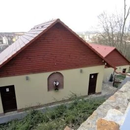 Avasi Bormúzeum és Borvendéglő, Miskolc - Egyéb