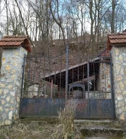 Avasi Bormúzeum és Borvendéglő