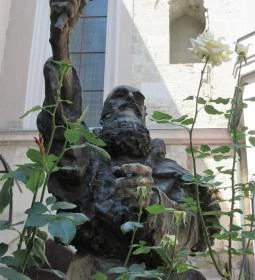 Avianoi Márk-szoborkompozíció