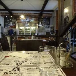 Aviator Cafe & Bistro Budapest - Belső