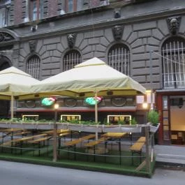 Az Öszvér, Budapest - Egyéb