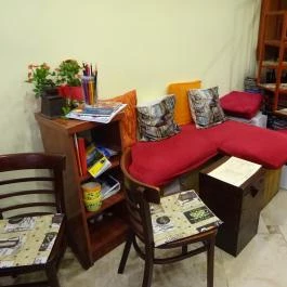 Nothing Cafe Budapest - Belső