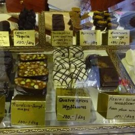 Nothing Cafe Budapest - Étel/ital