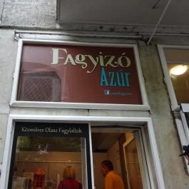 Azúr Fagylaltozó Budapest - Külső kép