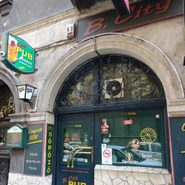 B. City Pub, Budapest - Külső kép