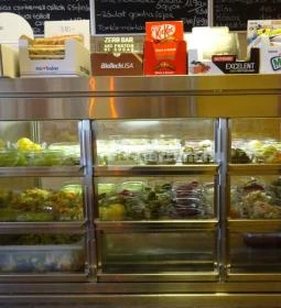 Babérlevél Gyorsétterem & Cukrászda