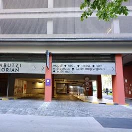Babutzi Flórián Budapest - Külső kép