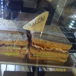 Badass Coffee & Donut Budapest - Étel/ital