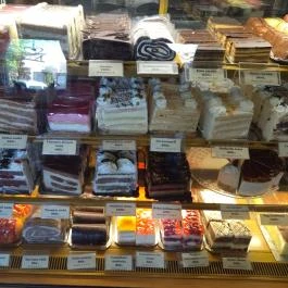 Bagaméri Cukrászda, Tata - Étel/ital