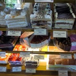 Bagaméri Cukrászda, Tata - Étel/ital