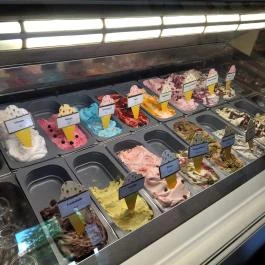 Bagaméri Cukrászda, Tata - Étel/ital