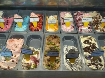 Bagaméri Cukrászda Tata