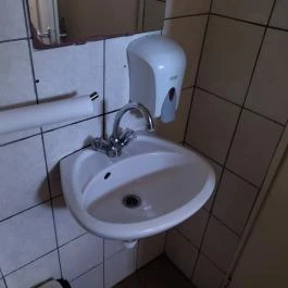 Bagaméri Cukrászda, Tata - Mosdó