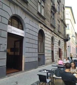 Bagoly Cafe