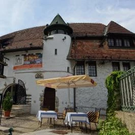 Bagolyvár Étterem Budapest - Külső kép