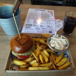 Bajor Burger & Beer Budapest - Étel/ital