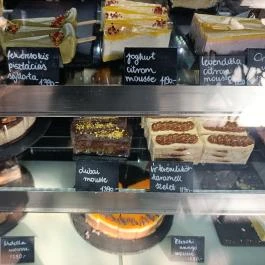 Bake Away Desszertbár, Cegléd - Étel/ital