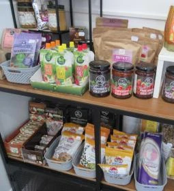 Bakka Kávézó és Mentes falatozó