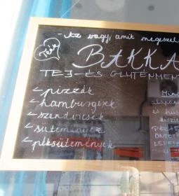 Bakka Kávézó és Mentes falatozó