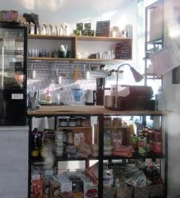 Bakka Kávézó és Mentes falatozó