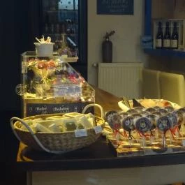 Balaton Ízlelő Budapest - Étel/ital