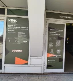 Bálna Honvédelmi Központ