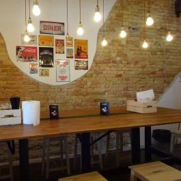 Bamba Marha Burger Oktogon Budapest - Belső