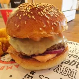 Bamba Marha Burger Oktogon Budapest - Étel/ital