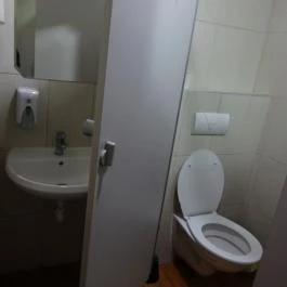 Bamba Marha Burger - Deák Ferenc tér Budapest - Mosdó