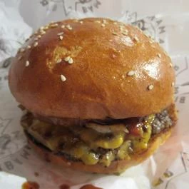 Bamba Marha Burger - Westend Budapest - Étel/ital