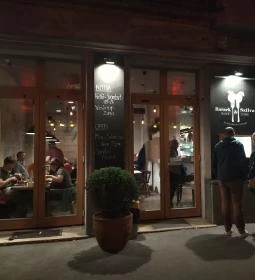 Barack & Szilva Étterem