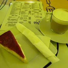 Barber's Wife Budapest - Étel/ital