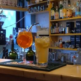 Barlang Klub & Terasz Szentendre - Étel/ital