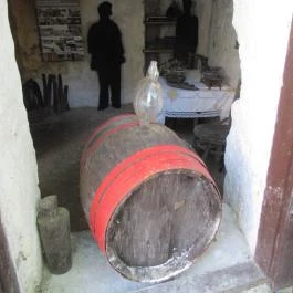 Barlanglakás Emlékkiállítás Budapest - Egyéb