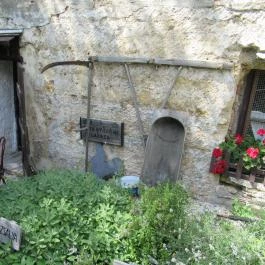 Barlanglakás Emlékkiállítás Budapest - Egyéb