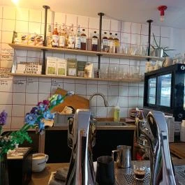 BARNIE’S | CAFÉ Speciality Coffee Shop, Budapest - Belső