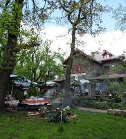 Báró Eötvös Loránd Turistaház étterme