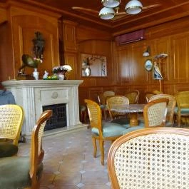 Barta Kávéház Tata - Belső