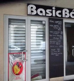 Basic Bár