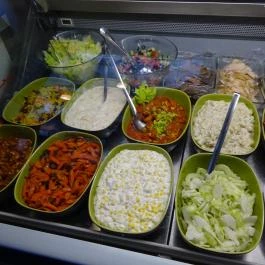 Basil Ica Salátabár & Palacsintázó Budapest - Étel/ital