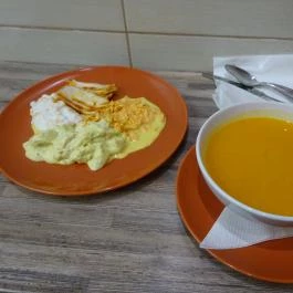 Basil Ica Salátabár & Palacsintázó Budapest - Étel/ital