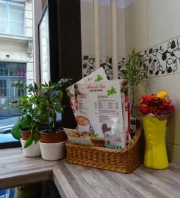 Basil Ica Salátabár & Palacsintázó